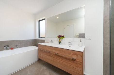 Photo of property in 26 Knightia Drive, Papamoa Beach, Papamoa, 3118