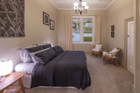 Photo of property in 33 Ferry Street, Seatoun, Wellington, 6022