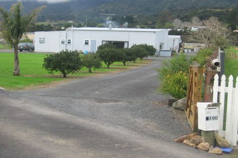 Photo of property in 290 Albert Street, Coromandel, 3506
