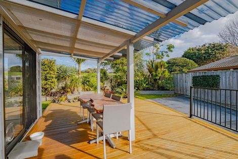 Photo of property in 2/21 Rapallo Place, Farm Cove, Auckland, 2012