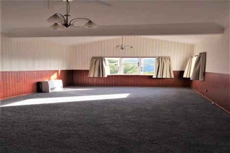 Photo of property in 168 The Ridgeway, Mornington, Wellington, 6021