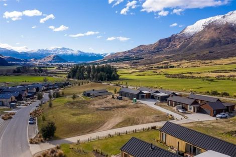 Photo of property in 16 Double Cone Road, Jacks Point, Queenstown, 9371
