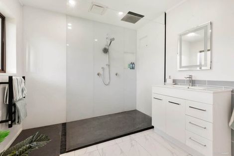 Photo of property in 6 Koromiko Place, Waiuku, 2123