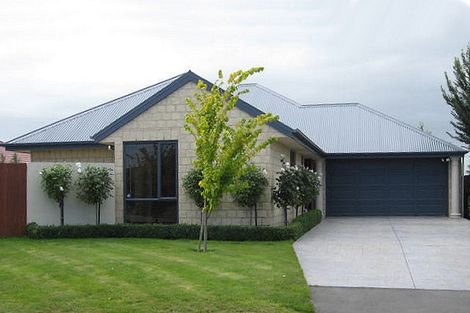 Photo of property in 13 Gainsborough Court, Rolleston, 7614