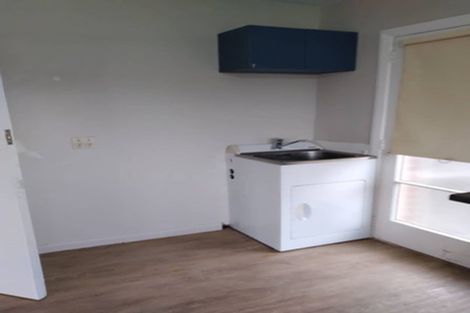 Photo of property in 1/25 Hills Road, Edgeware, Christchurch, 8013