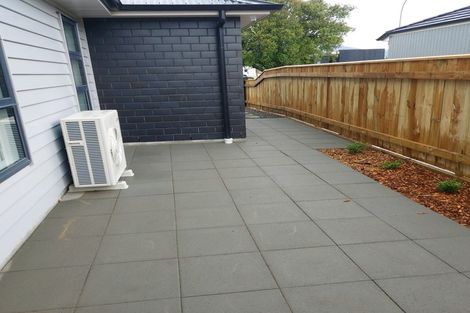 Photo of property in 16a Royal Street, Upper Hutt Central, Upper Hutt, 5018