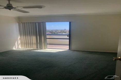 Photo of property in 25 The Enclave, Totara Heights, Auckland, 2105