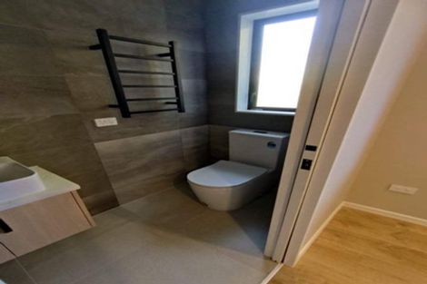 Photo of property in 16 Bond Street, Hokowhitu, Palmerston North, 4410