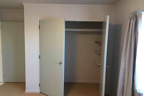 Photo of property in 1 Macalister Place, Miramar, Wellington, 6022