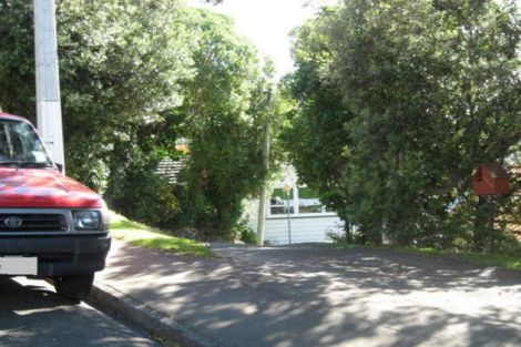 Photo of property in 153 Seatoun Heights Road, Miramar, Wellington, 6022