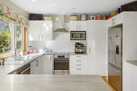 Photo of property in 27 Augusta Street, Redcliffs, Christchurch, 8081