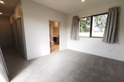 Photo of property in 5 Barrels Close, Kumeu, 0810