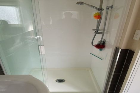 Photo of property in 40 Grenada Avenue, Forrest Hill, Auckland, 0620