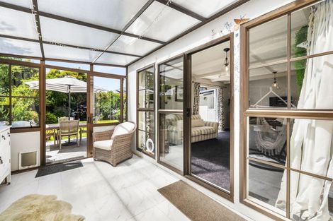 Photo of property in 261 Te Moana Road, Waikanae, 5036