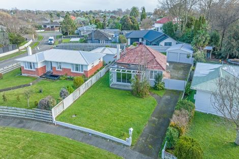 Photo of property in 35 Church Street, Awapuni, Palmerston North, 4412