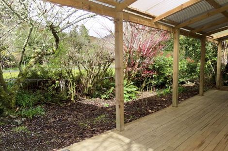 Photo of property in 25 Andersen Street, Blacks Point, Reefton, 7830
