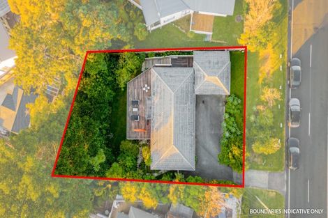 Photo of property in 73 Arran Road, Browns Bay, Auckland, 0630