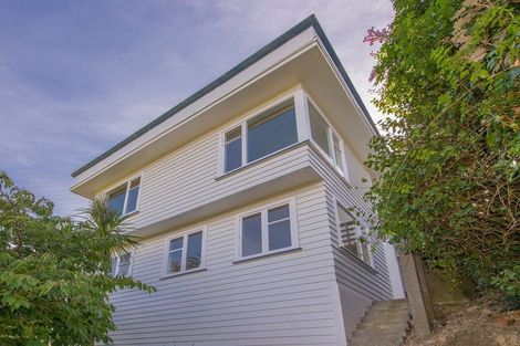 Photo of property in 31 Highbury Road, Highbury, Wellington, 6012