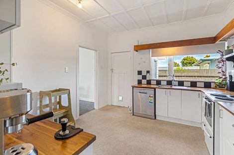 Photo of property in 42 King Street, Marton, 4710