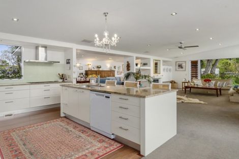 Photo of property in 3 Point Wells Road, Point Wells, Warkworth, 0986