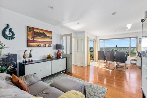 Photo of property in 31 Merehai Place, Snells Beach, 0920