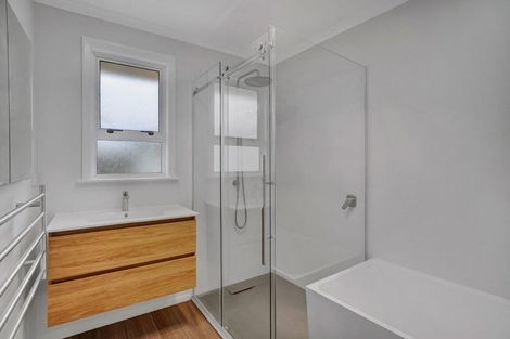 Photo of property in 58 Reid Avenue, Hawera, 4610