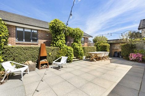 Photo of property in 350 Horokiwi Road, Horokiwi, Wellington, 5016