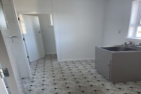 Photo of property in 14 Dowman Street, Urenui, 4375