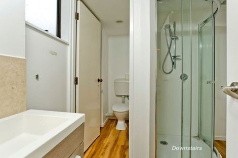 Photo of property in 1/17 Tetrarch Place, Totara Vale, Auckland, 0629
