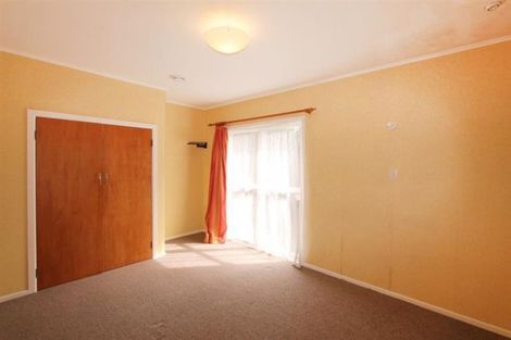 Photo of property in 1/7 The Rosebowl, Sunnyhills, Auckland, 2010