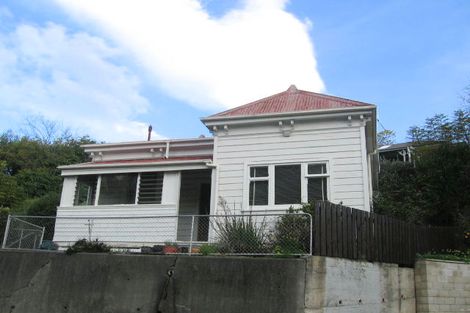 Photo of property in 64 Milton Road, Bluff Hill, Napier, 4110