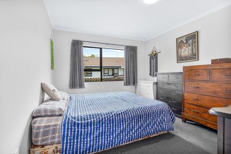 Photo of property in 42 Garland Drive, St Andrews, Hamilton, 3200