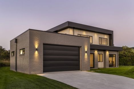 Photo of property in 32 Okaia Drive, Kinloch, Taupo, 3377