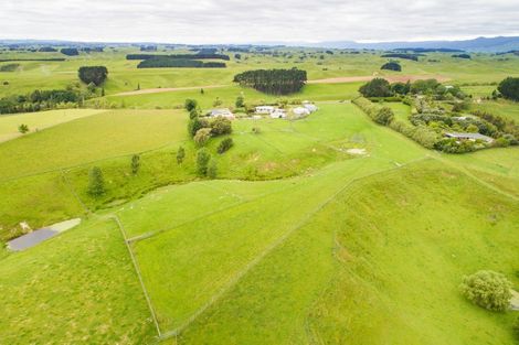 Photo of property in 828 Colyton Road, Bunnythorpe, Feilding, 4775
