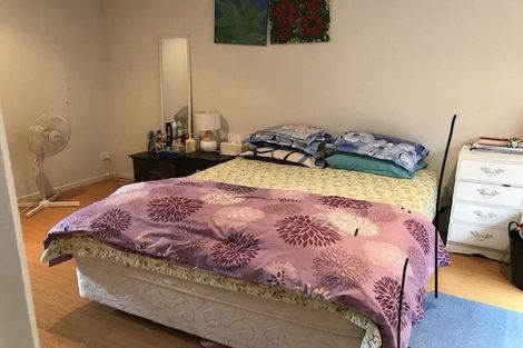 Photo of property in 1/23 Woodcote Drive, Glenfield, Auckland, 0629