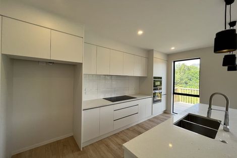 Photo of property in 14a Kinleith Way, Albany, Auckland, 0632