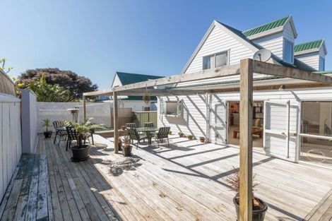 Photo of property in 2/6 Sandgate Avenue, Botany Downs, Auckland, 2010