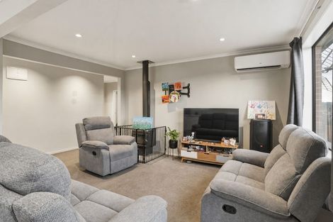 Photo of property in 10 Derby Street, Green Island, Dunedin, 9018