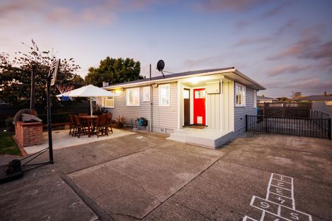 Photo of property in 40 Sutherland Crescent, Westbrook, Palmerston North, 4412