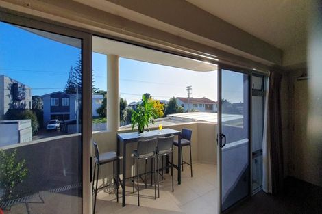 Photo of property in 2/1086 Papamoa Beach Road, Papamoa Beach, Papamoa, 3118