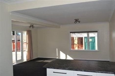 Photo of property in 33 Leighton Avenue, Waiwhetu, Lower Hutt, 5010