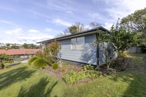 Photo of property in 29 Kenmore Street, Westown, New Plymouth, 4310