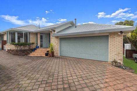 Photo of property in 18 Friesian Place, Grandview Heights, Hamilton, 3200