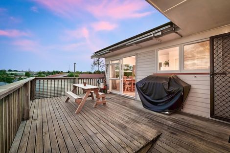 Photo of property in 31 Meilland Place, Glen Eden, Auckland, 0602