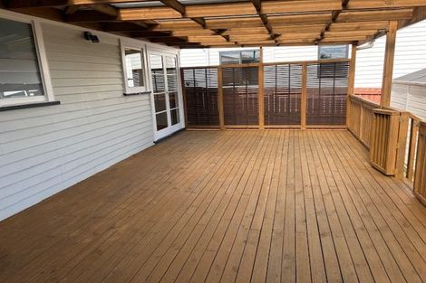 Photo of property in 15 Dakota Avenue, Beach Haven, Auckland, 0626