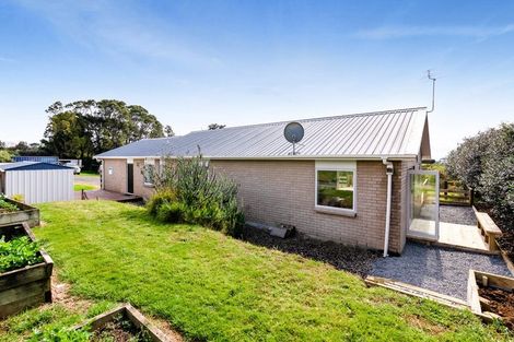 Photo of property in 333 Paraite Road, Paraite, New Plymouth, 4373