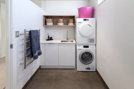 Photo of property in 339 Clifton Road, Whitford, Howick, 2571