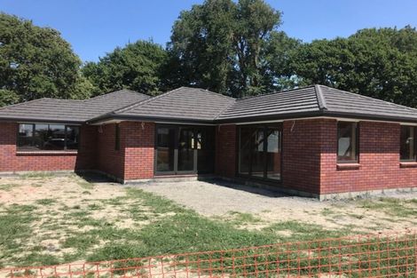 Photo of property in 13 Grand Oaks Drive, Awapuni, Palmerston North, 4412