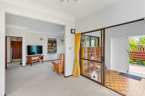 Photo of property in 51 Ngaio Road, Waikanae, 5036