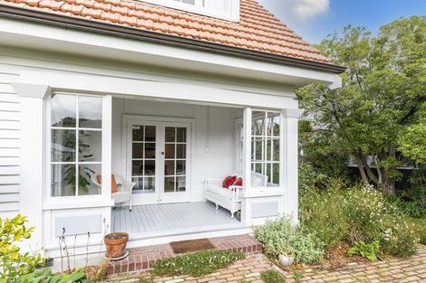 Photo of property in 2 Royds Street, Fendalton, Christchurch, 8014